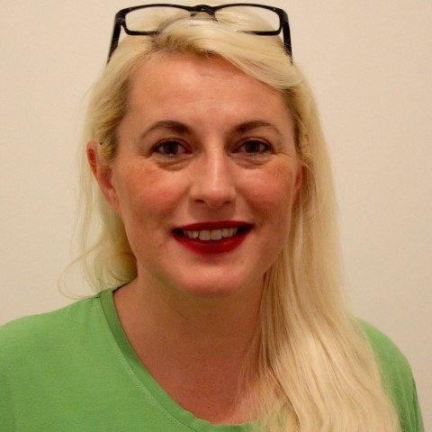 Frau Dr. Csevenák